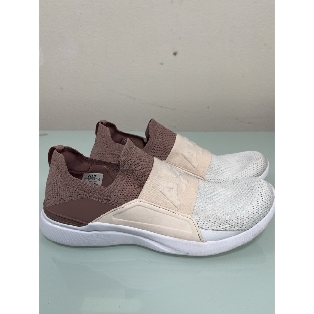 APL TechLoom Bliss Women's 10.5 Cream Beige Slip On Sneakers Knit‎